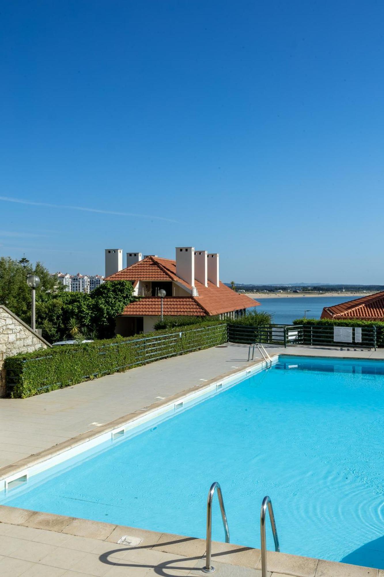 Concha Mar Com Vista Sobre A Baia Daire São Martinho do Porto Dış mekan fotoğraf